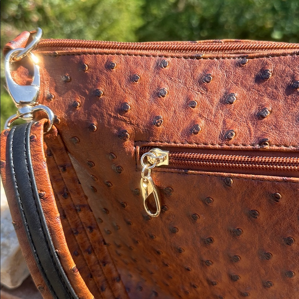 Ostrich embossed Crossbody Bag.  EC. - Picture 3 of 5
